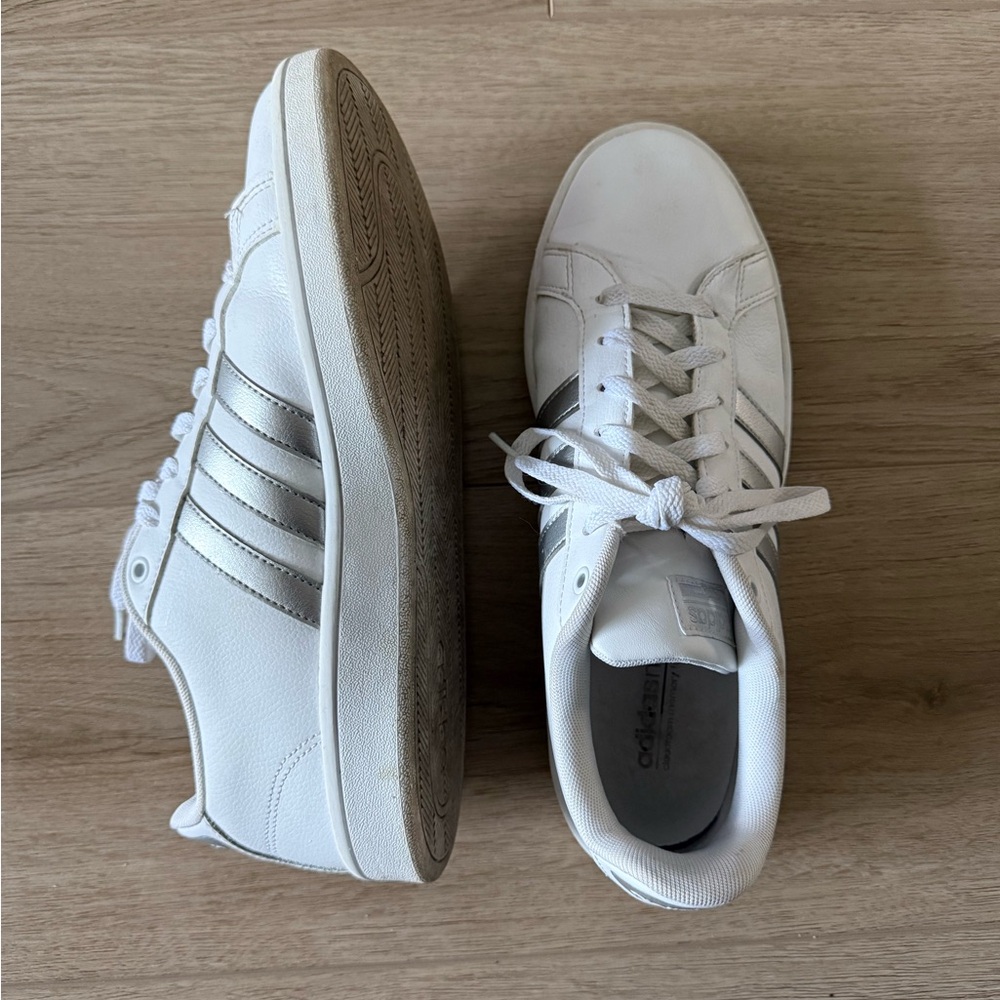 Adidas Women’s White, Gray and Silver Sneakers size 10